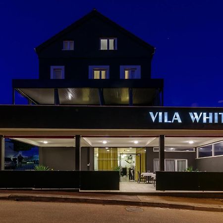 Hotel Vila White 트로기르 외부 사진